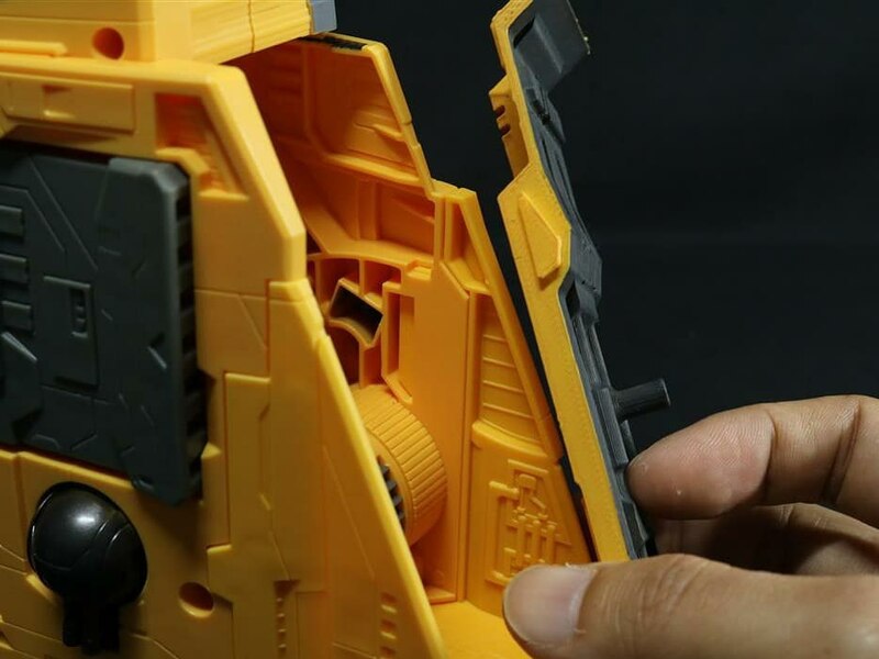 Kingdom Titan Class Autobot Ark Gap Fillers And More Upgrades From Funbie Studios  (19 of 32)